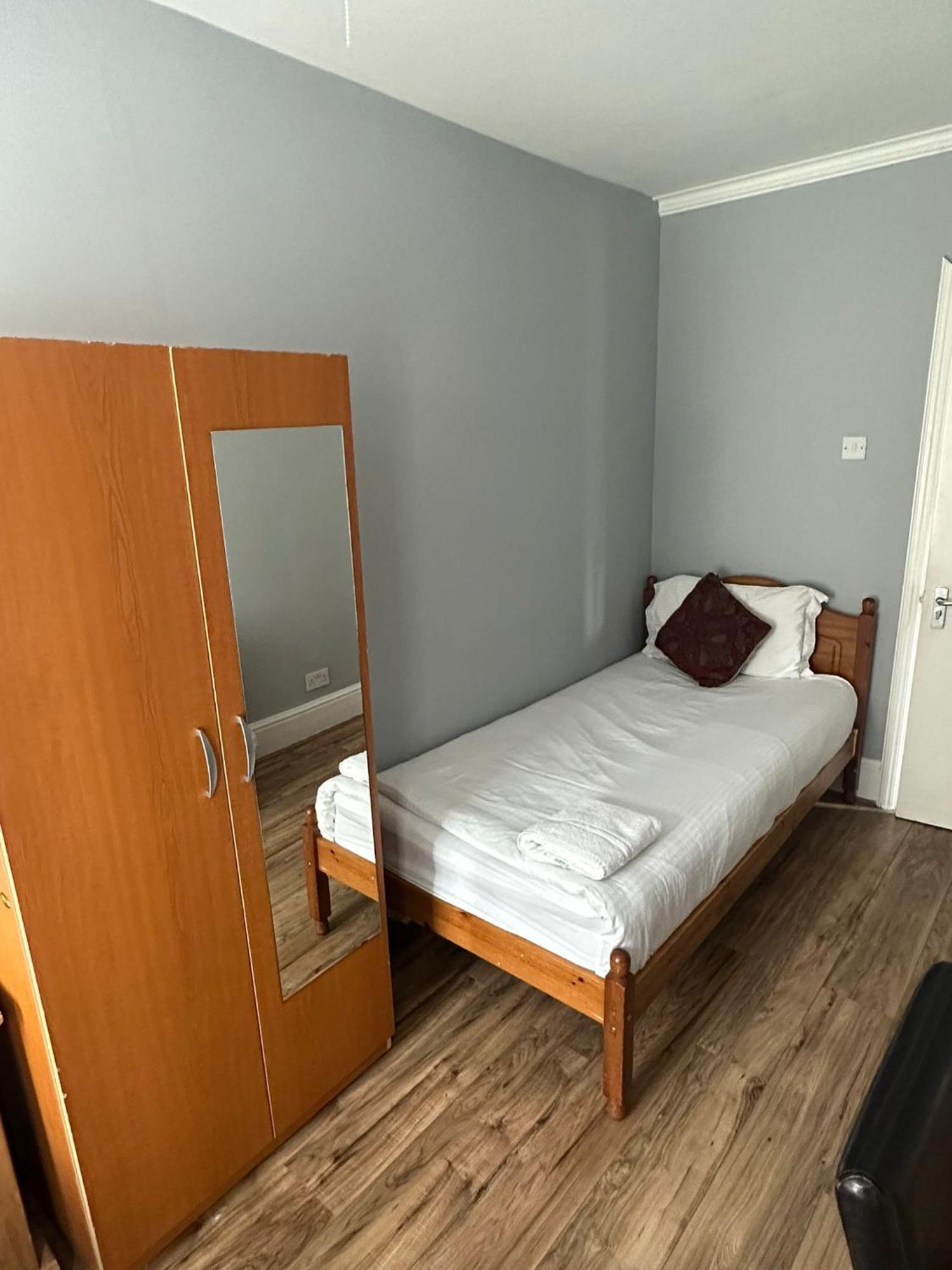 Ruxley Rooms Сидкап Экстерьер фото